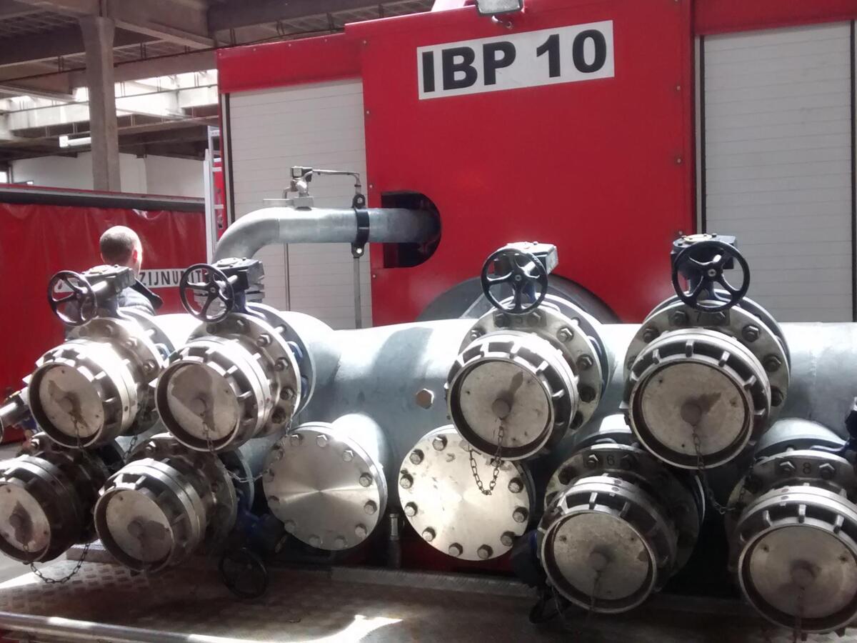 high_capacity_manifold.jpg